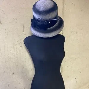 Linda Campisano | Accessories | Designer Blackgrey Beaver  display picture 3
